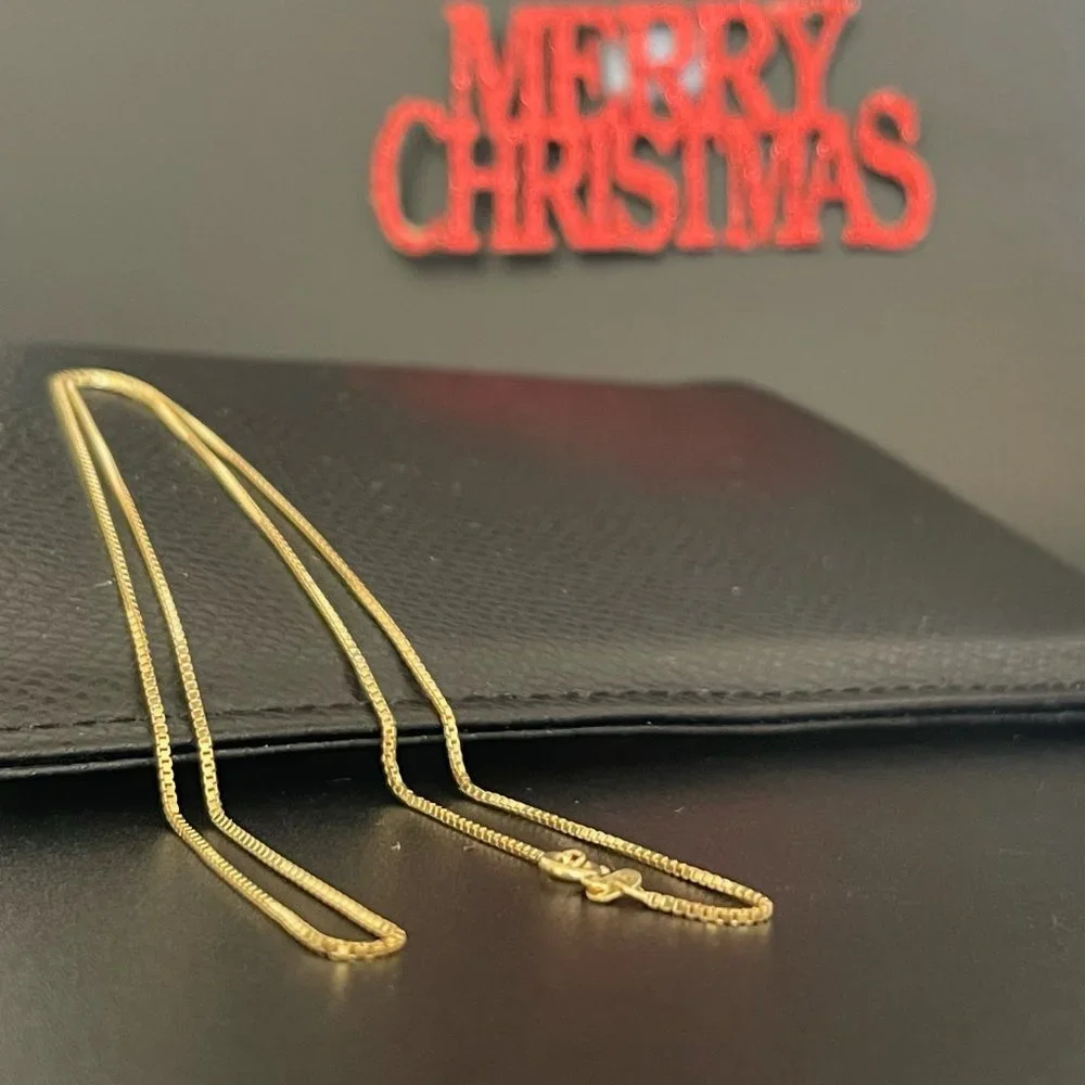 Solid 14K Gold Box Chain Necklace, 3.04 gr. /1 mm, / 18 inch. - Picture 9 of 17